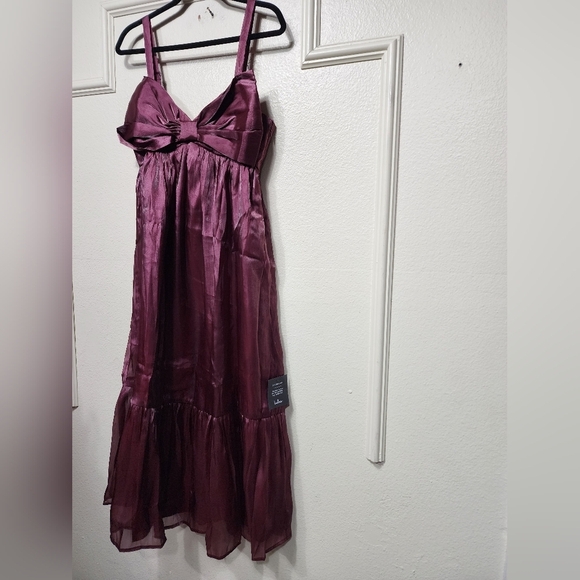 Lulus Extravagant Initiative Shiny Plum Organza Bow Midi Dress M Wedding Party - Picture 8 of 9